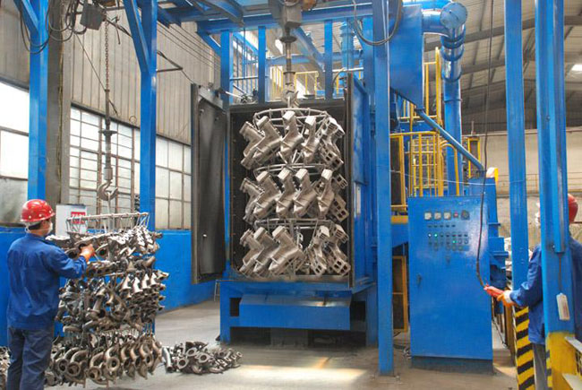 鑄造拋丸機，吊鉤式鑄造機械拋丸機打砂設(shè)備