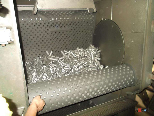 汽車(chē)緊固件拋丸機(jī)